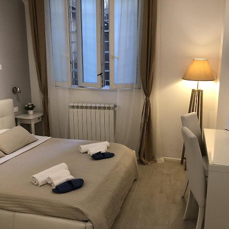 Bella Roma Luxury Accomodation - Vatican City Bagian luar foto