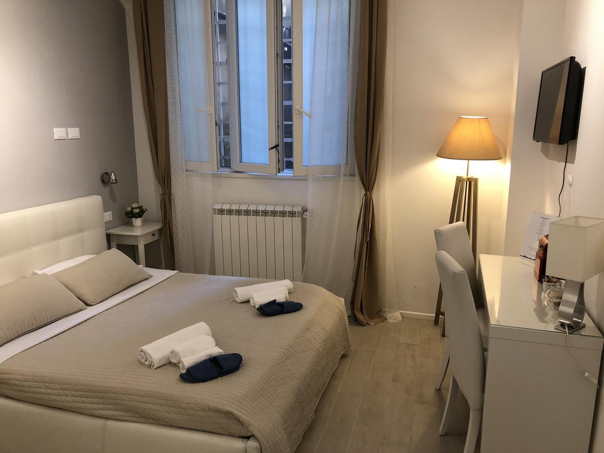 Bella Roma Luxury Accomodation - Vatican City Bagian luar foto